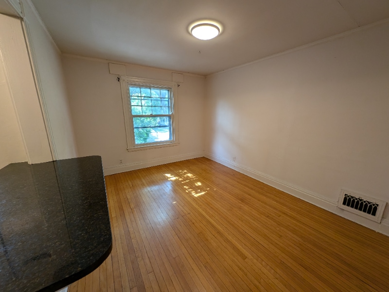 Building Photo - 39 Rutgers St