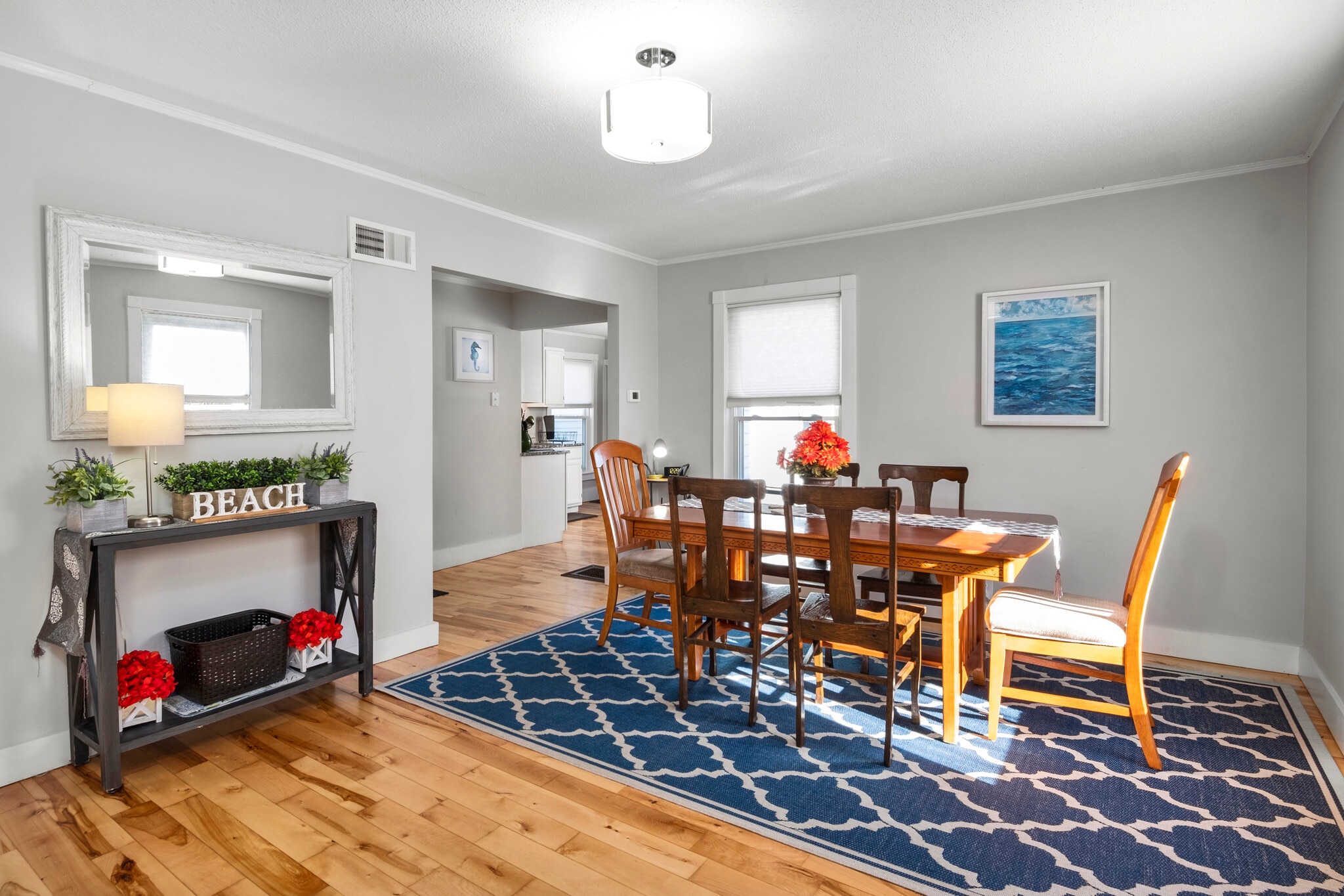 Building Photo - 87 Pleasant St