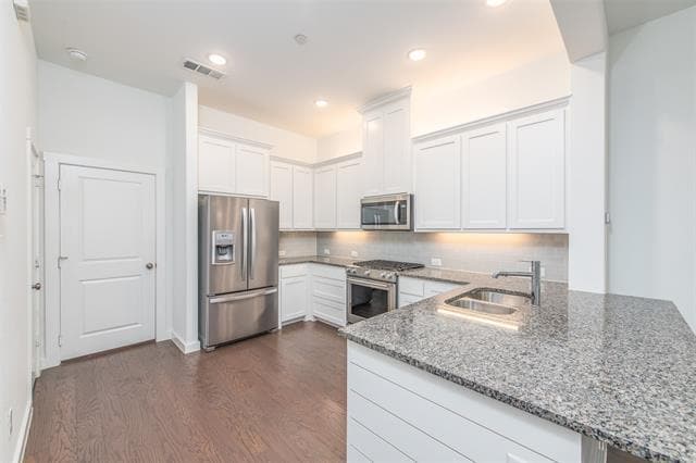 Building Photo - 6520 Northern Dancer Dr