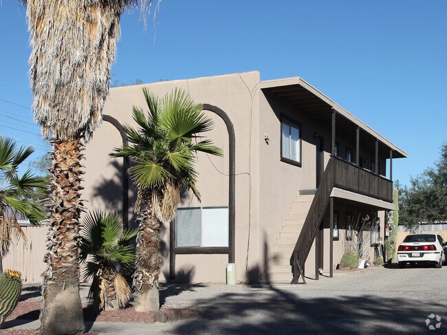 Primary Photo - North Cardi Apartments