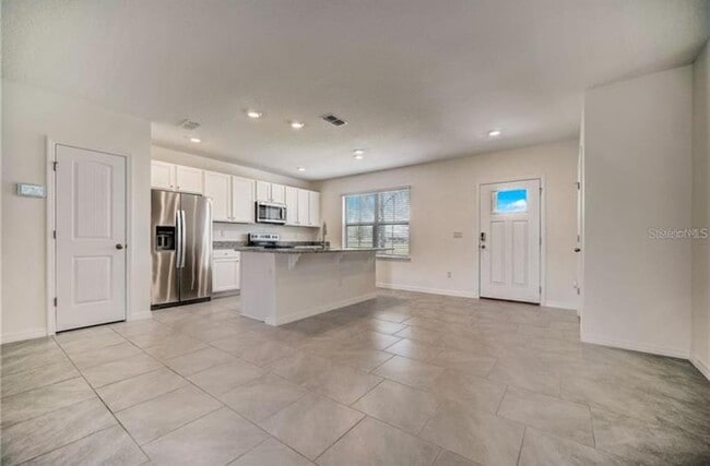 Building Photo - 9133 Mellow Coral St