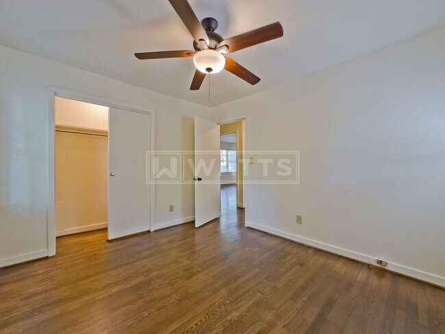 Building Photo - Classic 3-Bed, 2-Bath Ranch Style Home in Crestline