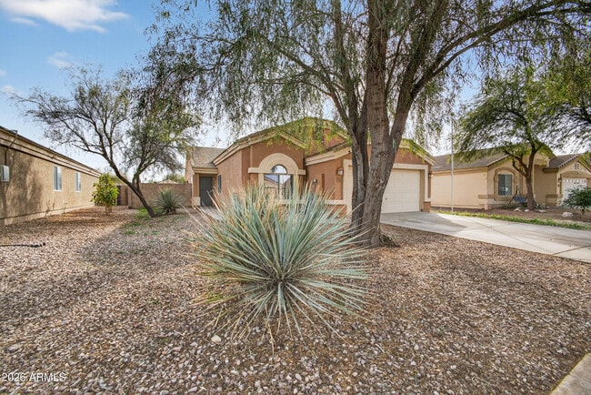 Building Photo - 2130 Sabino Ln