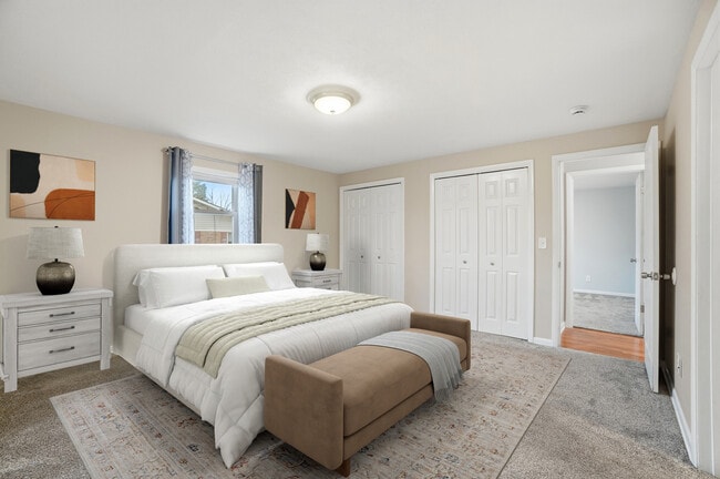 Building Photo - 2481 E Rahn Rd