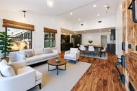 Building Photo - 1106 Fairmount Ave