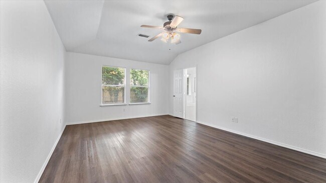 Building Photo - 111 N Misty Dawn Dr