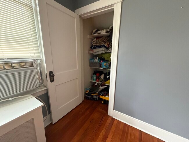 Building Photo - 1125 73rd St