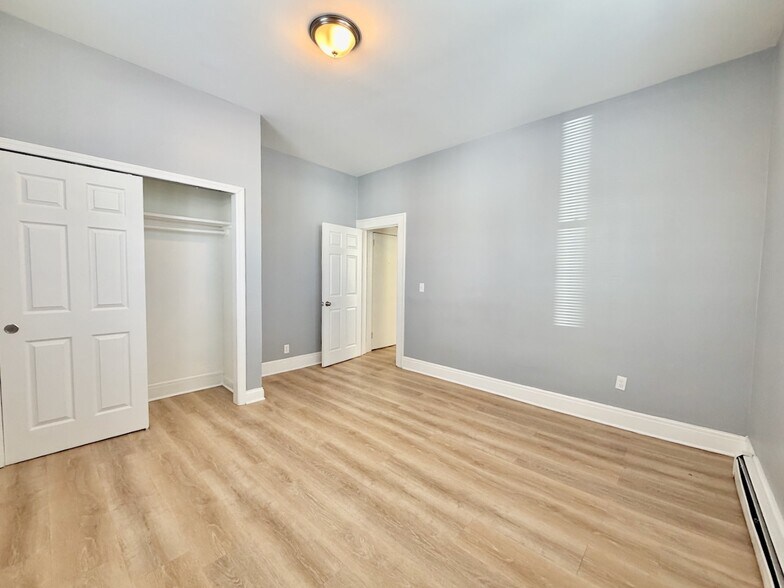 Building Photo - 160-164 Stuyvesant Ave