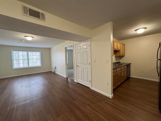 Building Photo - 50 Sentinel Court