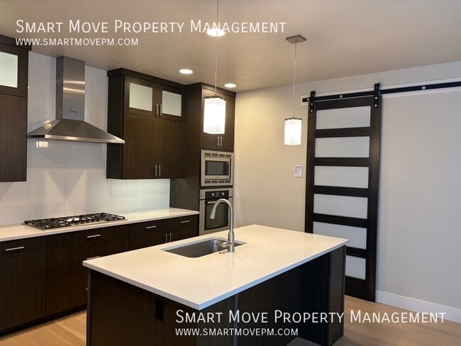 Building Photo - 2929 E Heartleaf Ln