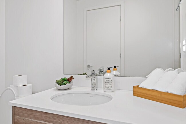 Building Photo - 1800 Massachusetts Ave NW