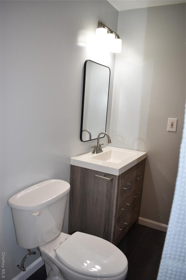 Building Photo - 30 Willow Rd