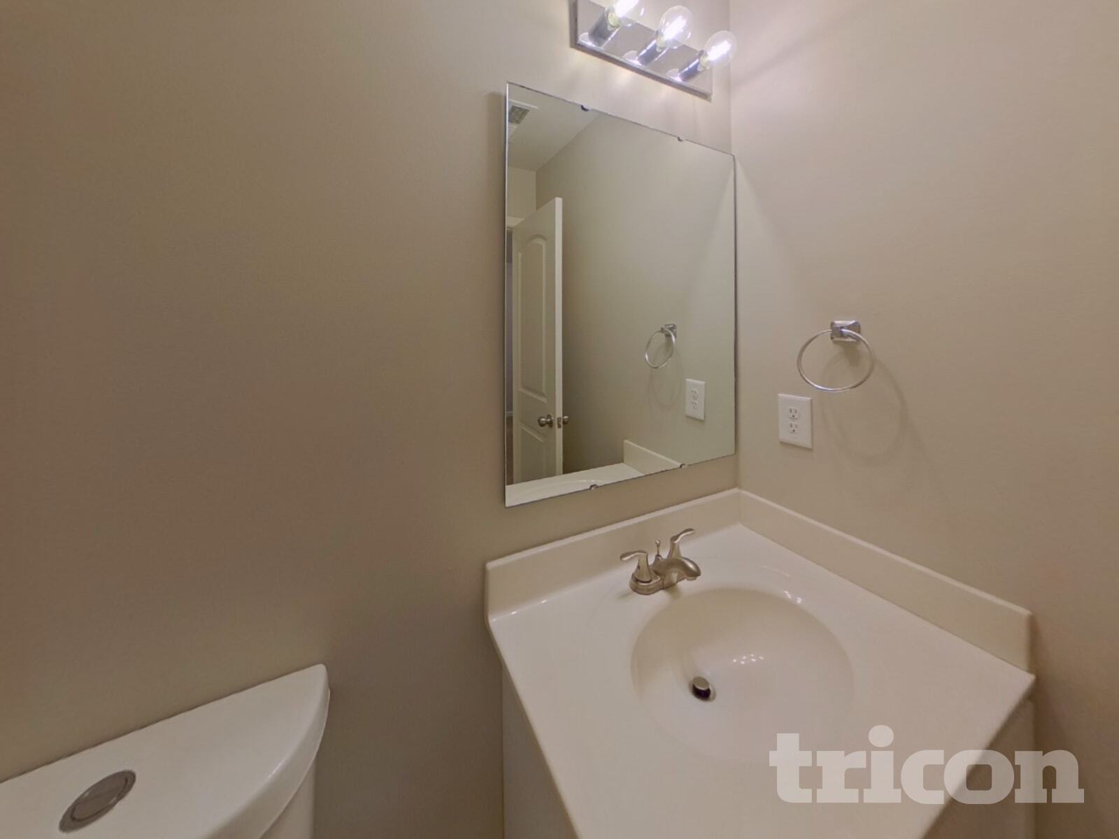 Building Photo - 437 Brookfield Dr