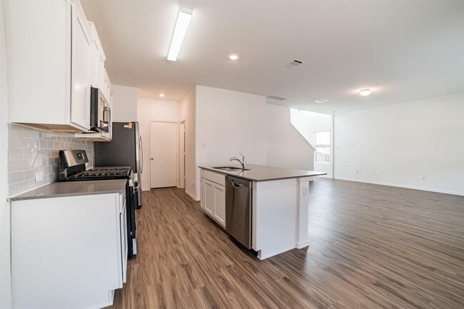 Building Photo - 220 Red Buckeye Loop