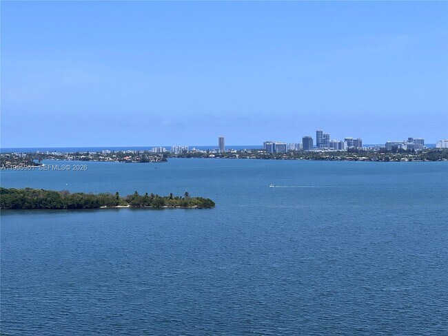 Building Photo - 11113 Biscayne Blvd