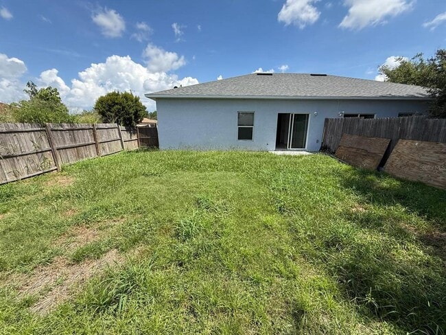 Building Photo - 816 Abbeville Ct