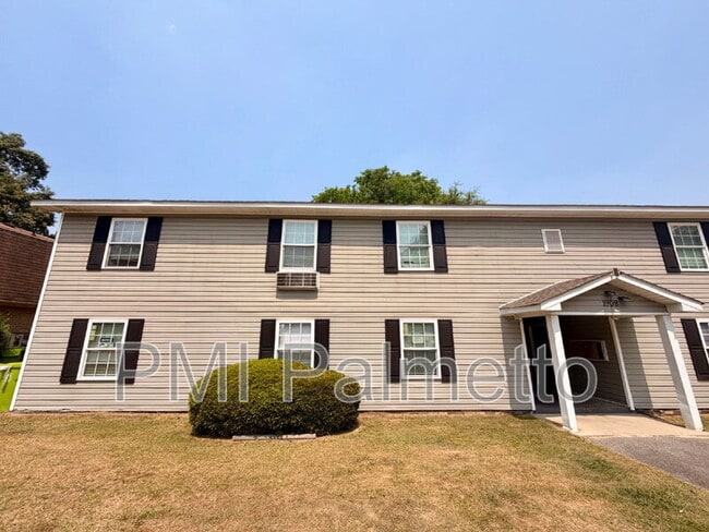 Building Photo - 1908 Tall Pines Cir