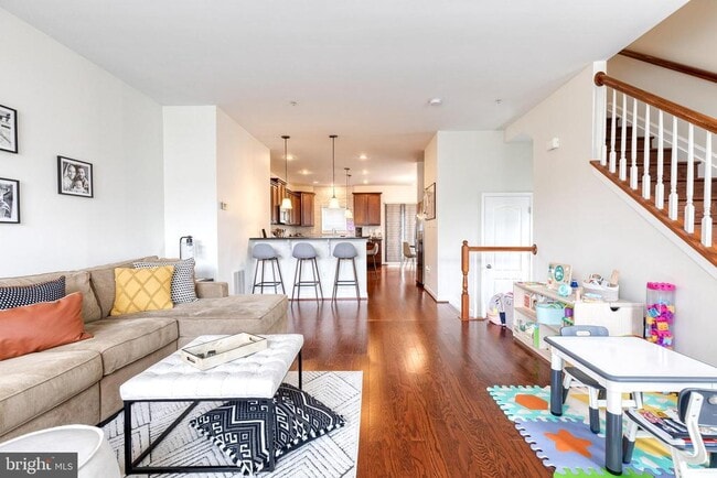 Building Photo - 513 Bluffton Dr