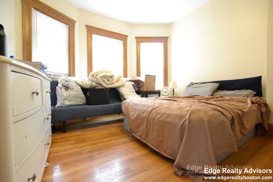 Building Photo - 29 Wilson Park