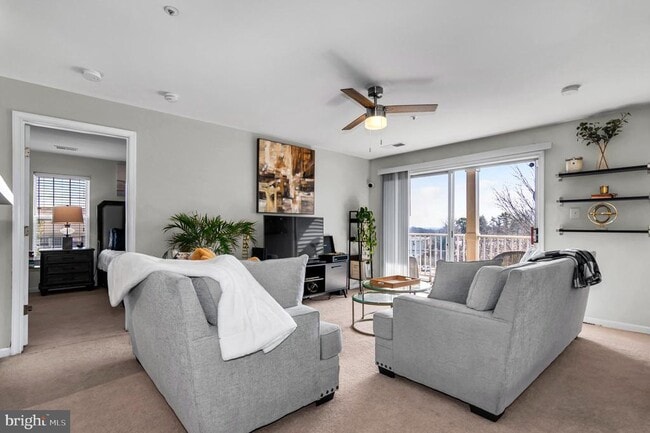 Building Photo - 1066 Gardenview Loop