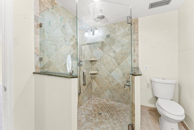 Building Photo - 110 W Rubber Tree Dr