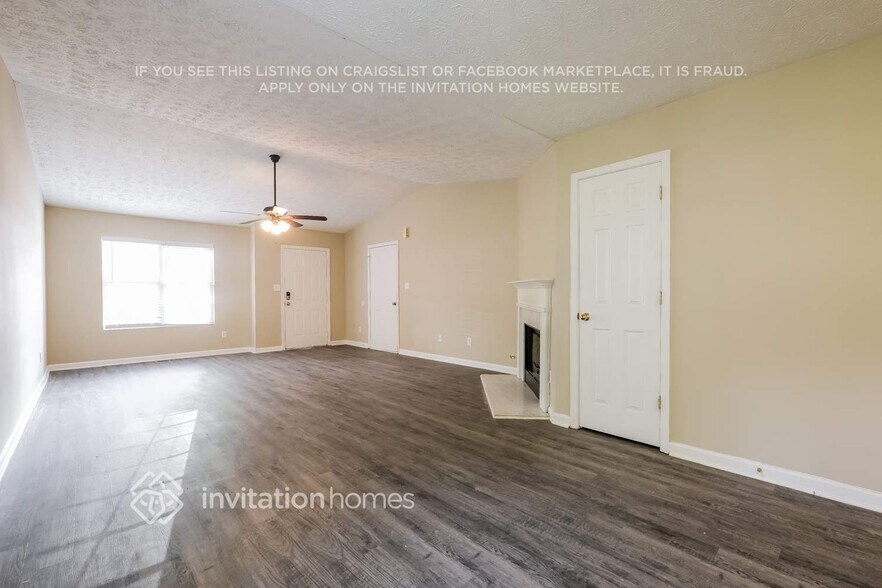 Building Photo - 5245 Hillcrest Glenn Dr