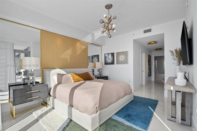 Building Photo - 330 Sunny Isles Blvd