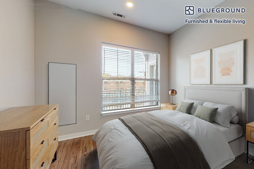 Building Photo - 332 Halstead Ave