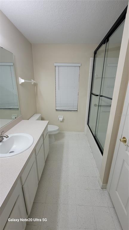 Building Photo - 11028 Versailles Blvd