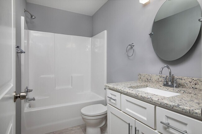 Building Photo - Modern Home in Shiloh!