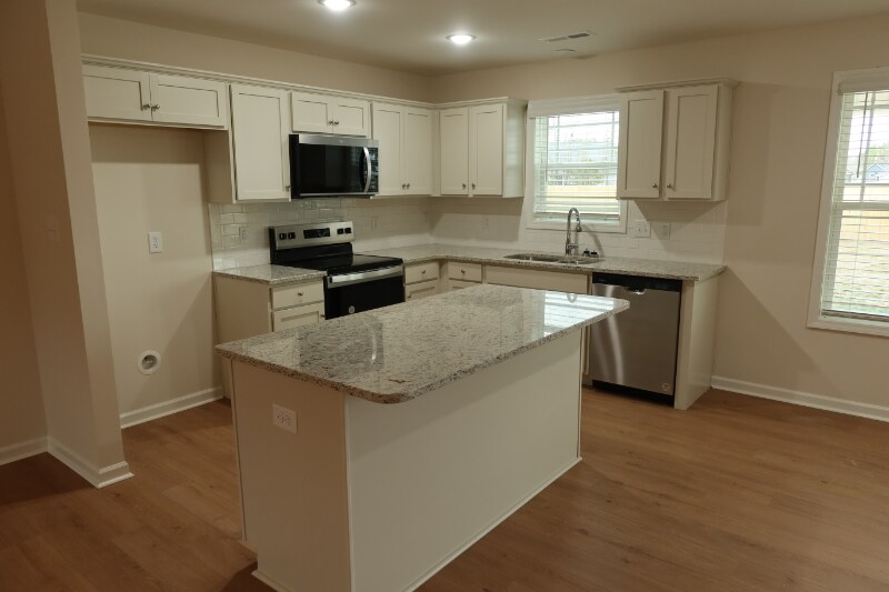 Building Photo - 300 Tuscany Cir