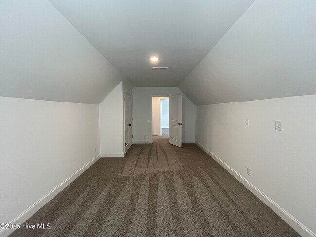 Building Photo - 637 Watauga Ln