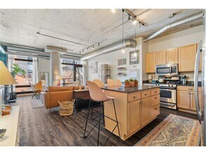 Building Photo - 720 N 4th St