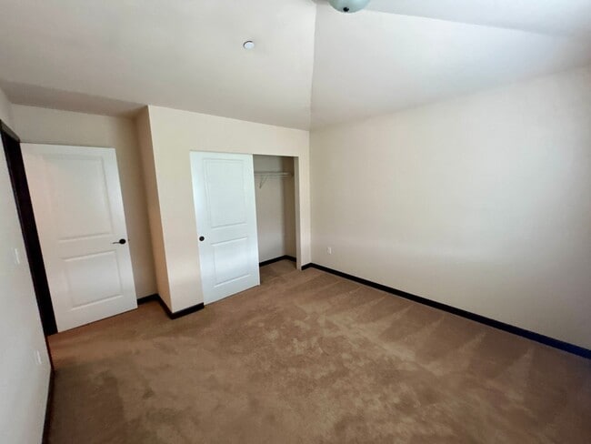 Building Photo - Gorgeous 4 bed 2.5 bath Marysville home