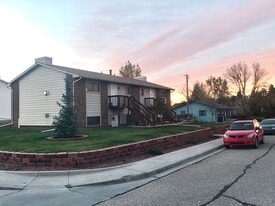 4 Units - Excellent Location