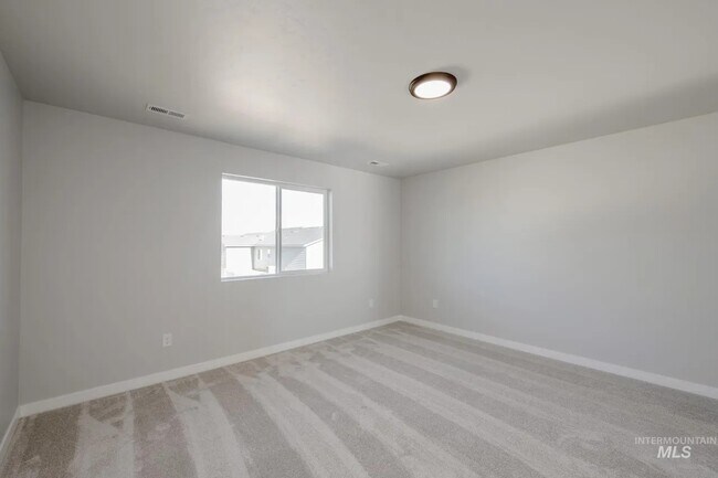 Building Photo - 812 Strike Eagle St