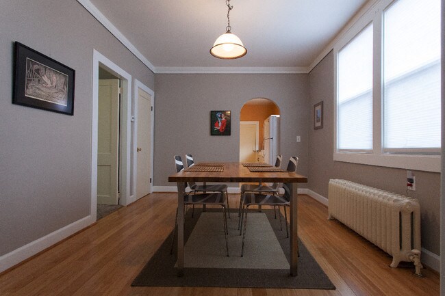 Dining room - 623 SW Sherman St