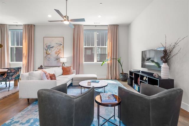 Building Photo - 625 N Tyler St