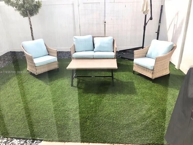 Building Photo - 3276 W 106th Ter