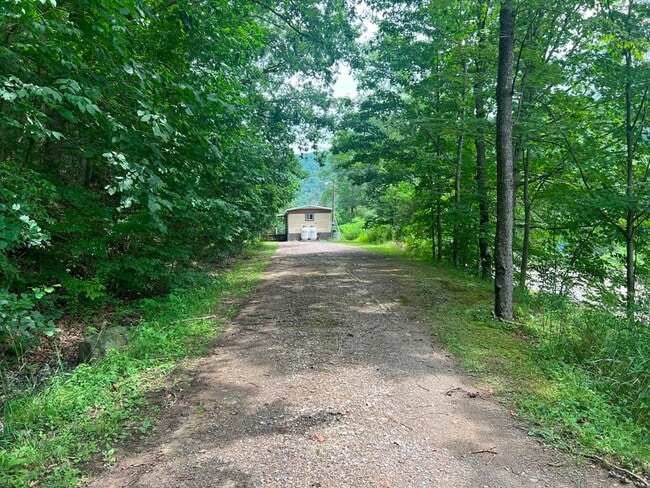 Building Photo - 8297 PA-120