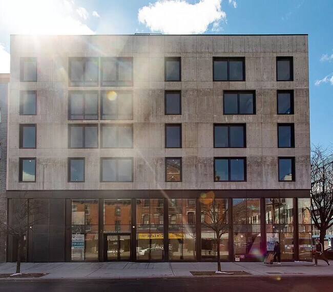 Building Photo - GRAHAM AVENUE