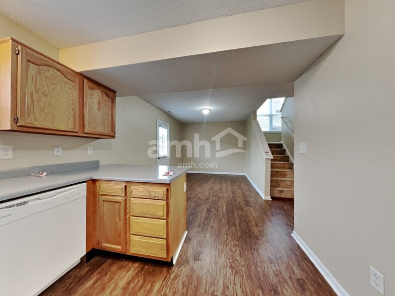 Building Photo - 9772 Trail Dr