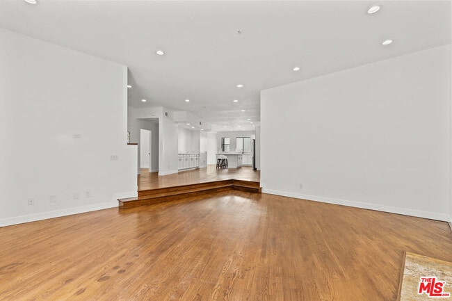 Building Photo - 2646 Rinconia Dr