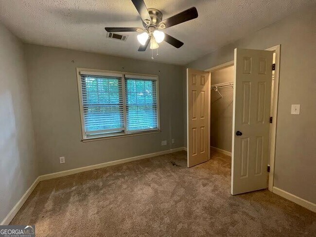 Building Photo - 6134 Millstone Run