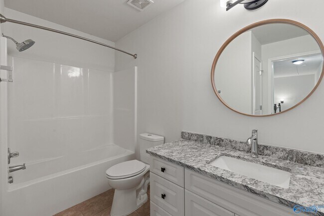Building Photo - 307 Acorn Grove Ln SW