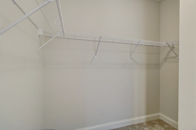Building Photo - 248 Delview Dr