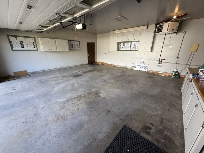 Building Photo - 3201 7th Ave S