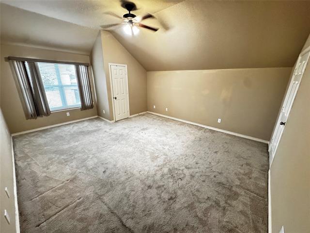 Building Photo - 4600 Palm Valley Dr