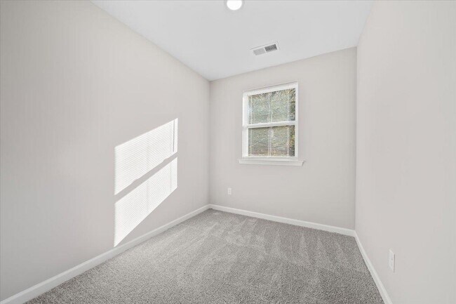 Building Photo - 3312 Tutwiler Ave