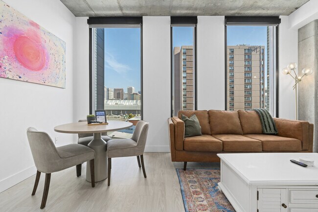 Building Photo - 111 S 300 W